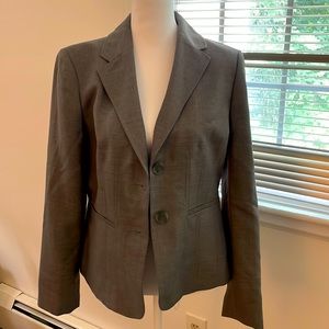 Grey Kasper blazer, size 6, NWT